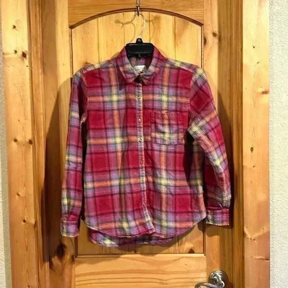 Universal Threads Long Sleeve Button Up - Picture 1 of 4